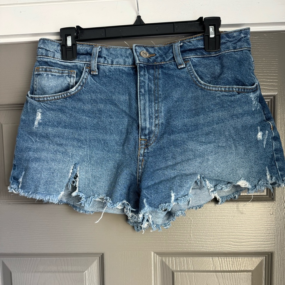 Forever 21 Denim Shorts Size: 30